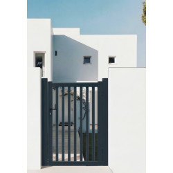 BLEU 700
